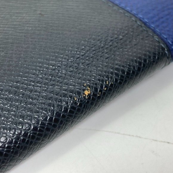 LOUIS VUITTON M30713 Taiga V Portefeuille Brazza NM Two fold Long Wallet - Picture 13 of 16